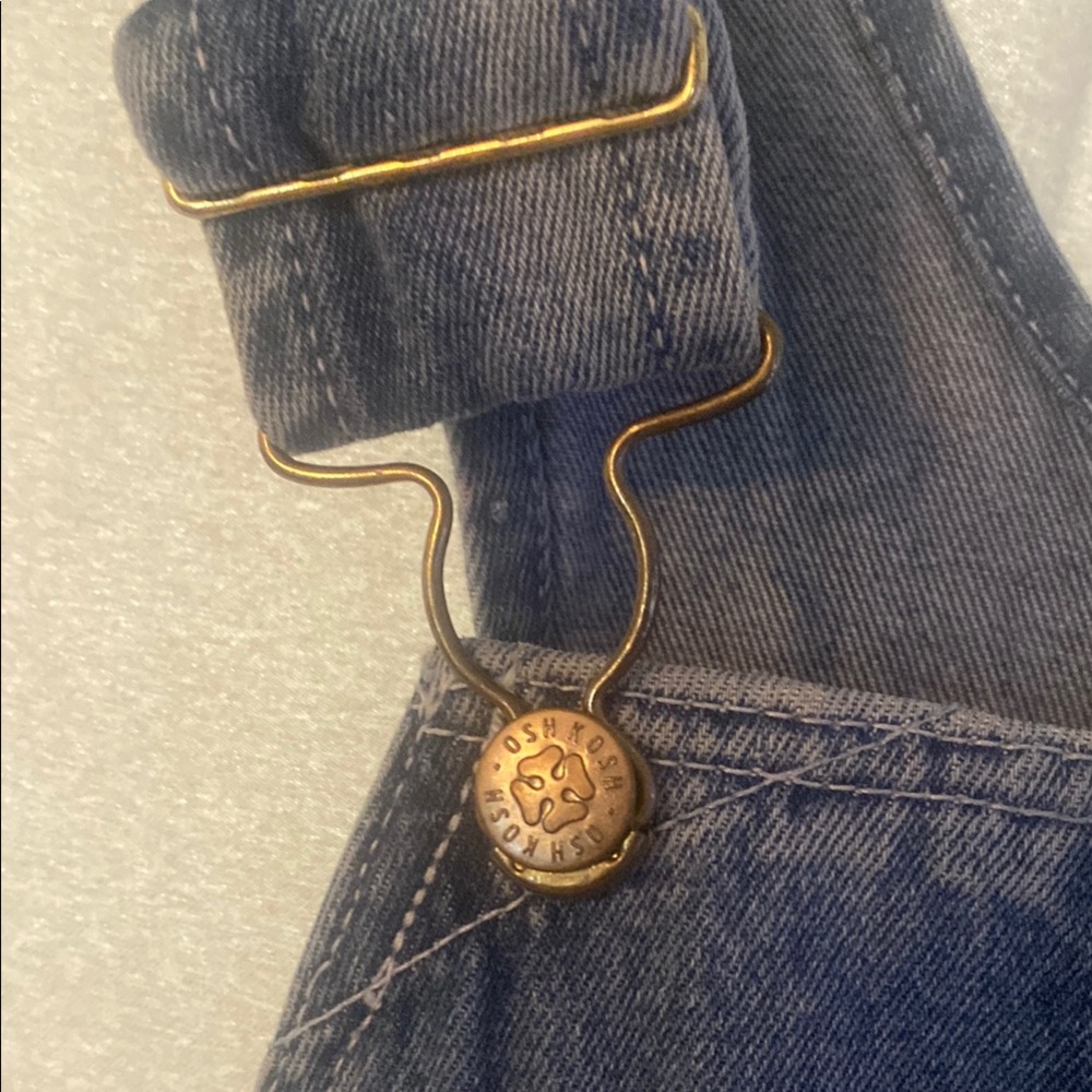 Vintage OshKosh Men's Blue Denim bib  Overalls - Picture 4 of 10